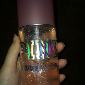 Pink warm & cosy shimmer mist